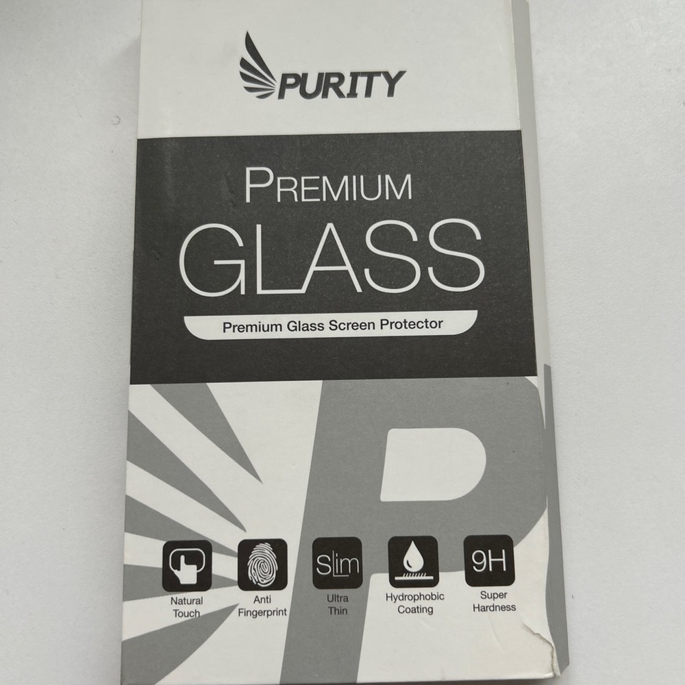 3 different types of screen protectors